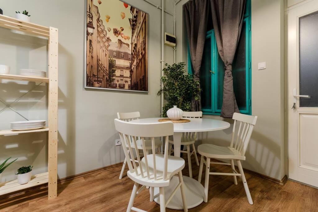 Cosy Apartment In Party District K30 Budapest Eksteriør bilde
